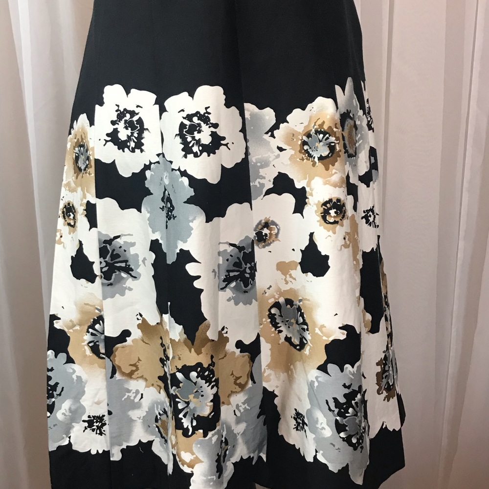 DressBarn Sleeveless Dress Size 6 - Picture 6 of 10